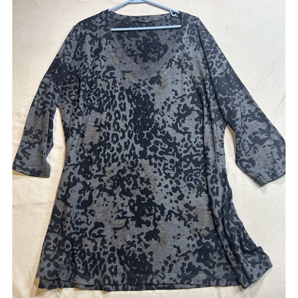 Nally Millie 3X Black Gray Leopard Print V-Neck Tunic Top Shirt Knit Long 33"